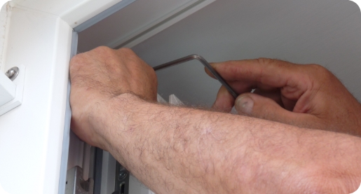 Wir reparieren, warten und tauschen Ihre Fenster, Türen und Rollläden 